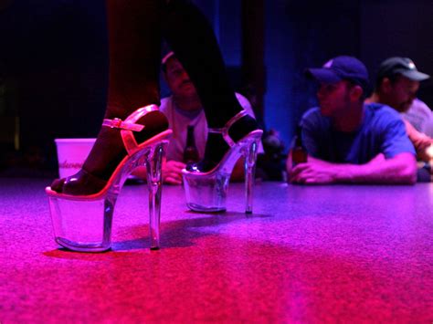 Striptease/Lapdance Find a prostitute Ishoj